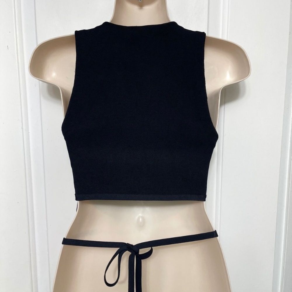 ALICE AND OLIVIALatia Tie Waist Knit Tank In Black Size S - Picture 5 of 5